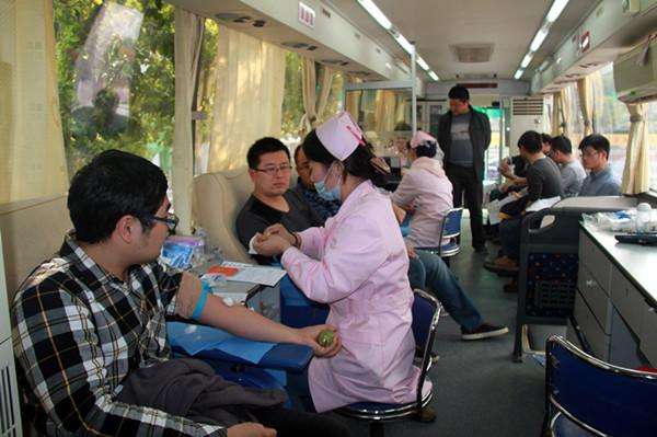 竞争恶劣，献血车价格也不能成为抢夺市场的主要因素