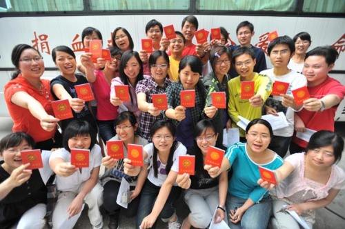 在献血车献血应该注意什么？02